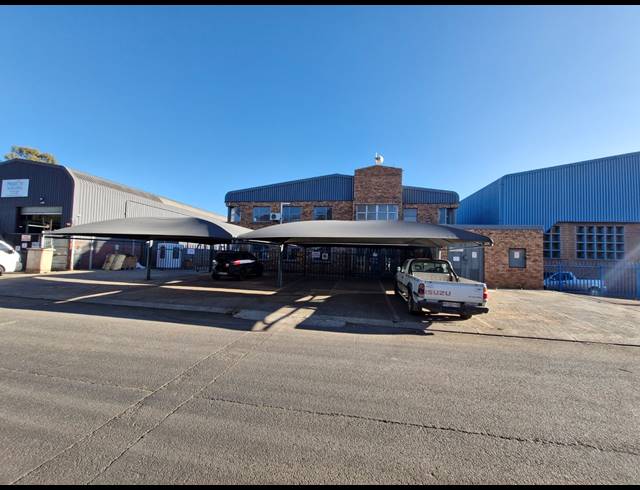 790M² FACTORY TO LET IN JET PARK